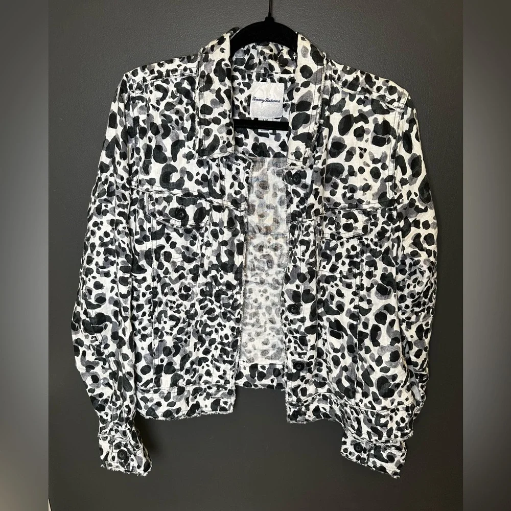 Tommy Bahama | Black and White Animal Patterned Linen Jacket | Large - Picture 2 of 8